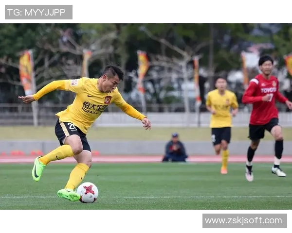 名古屋鲸八与仙台七夕的激烈对决展现足球魅力与团队精神