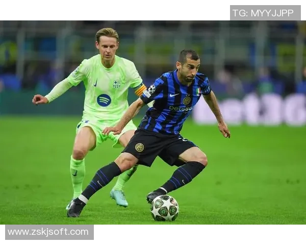 2010年欧冠首回合国米对阵巴萨精彩对决回顾与分析